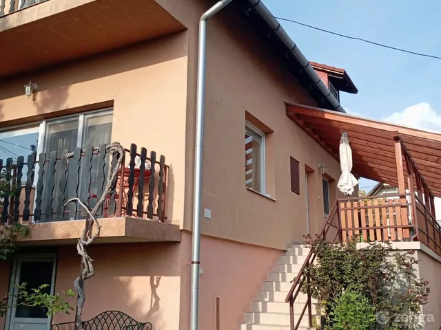 Eladó ház Balatonfűzfő 145 nm
