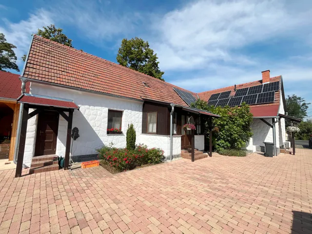 Eladó ház Répceszentgyörgy 183 nm