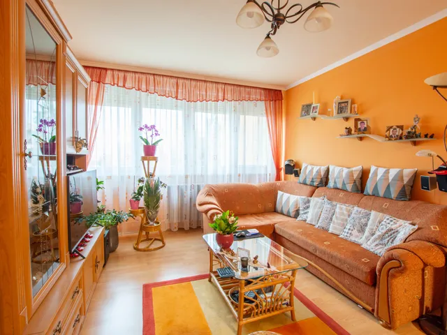 Eladó lakás Szombathely, Joskar-Ola-lakótelep 83 nm