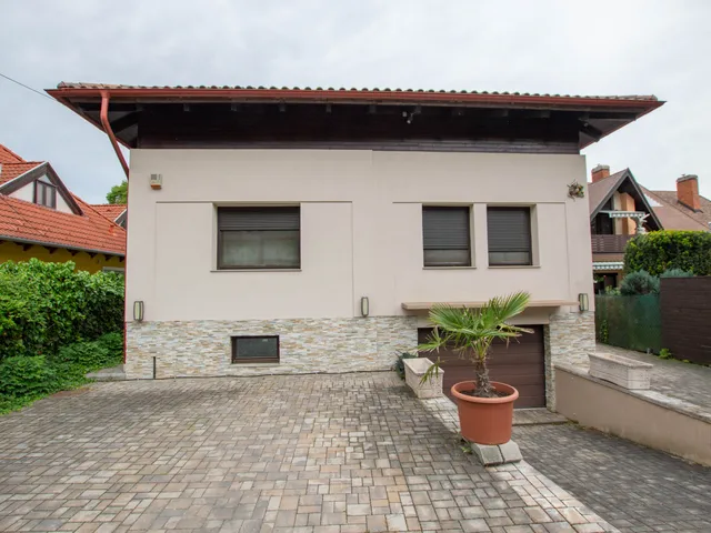 Eladó ház Szombathely, Felsőhegy 190 nm