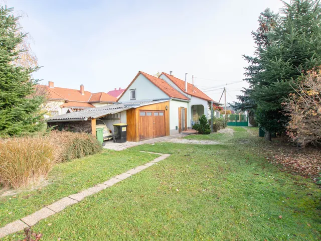 Eladó ház Sé 58 nm