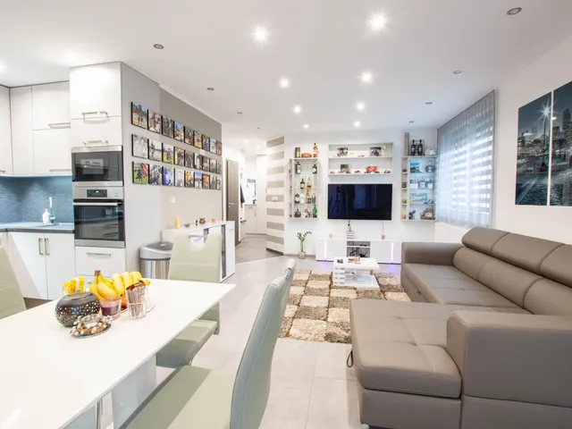 Eladó lakás Szombathely, Szentkirály 55 nm