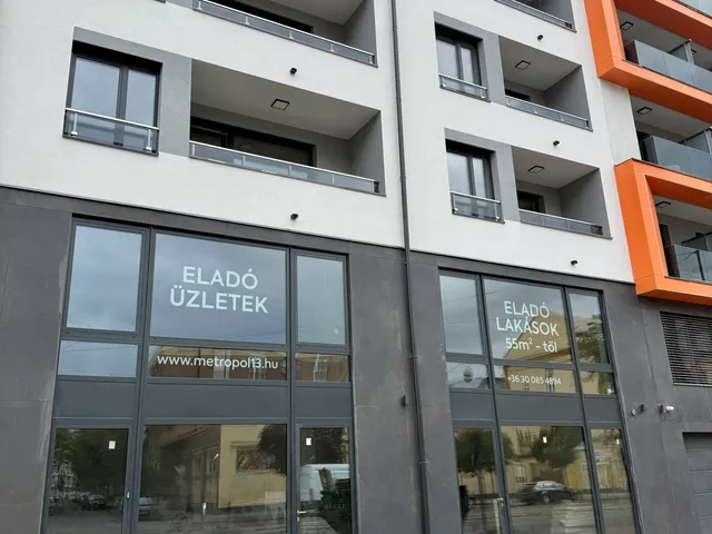 Eladó kereskedelmi és ipari ingatlan Budapest XIII. kerület 319 nm