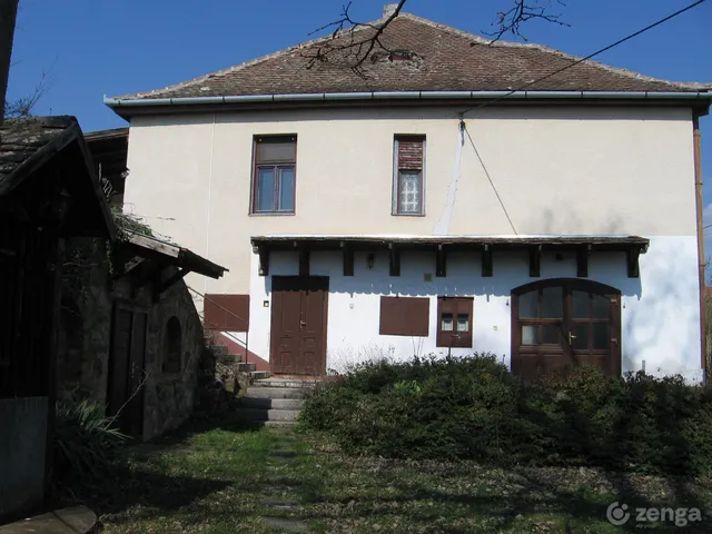 Eladó ház Boda 240 nm