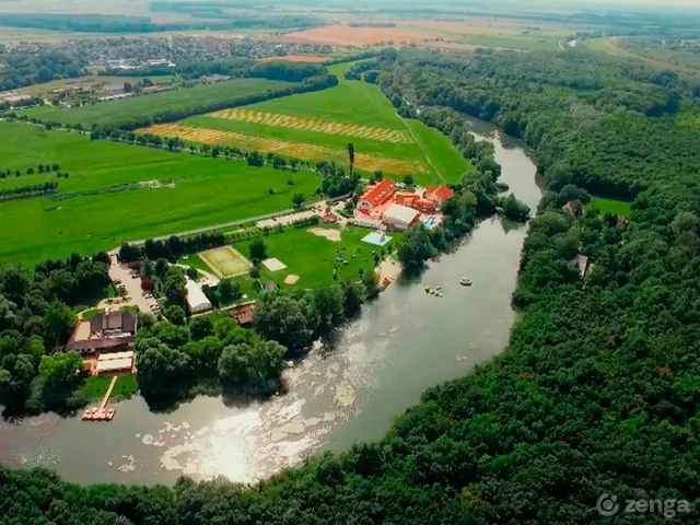 Eladó kereskedelmi és ipari ingatlan Dunakiliti 4100 nm
