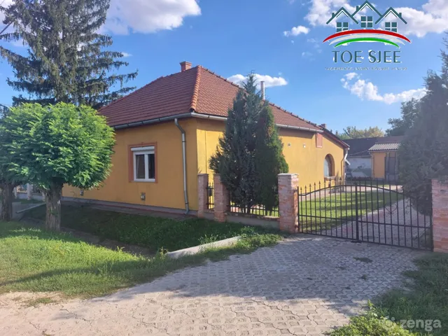 Eladó ház Abádszalók 120 nm