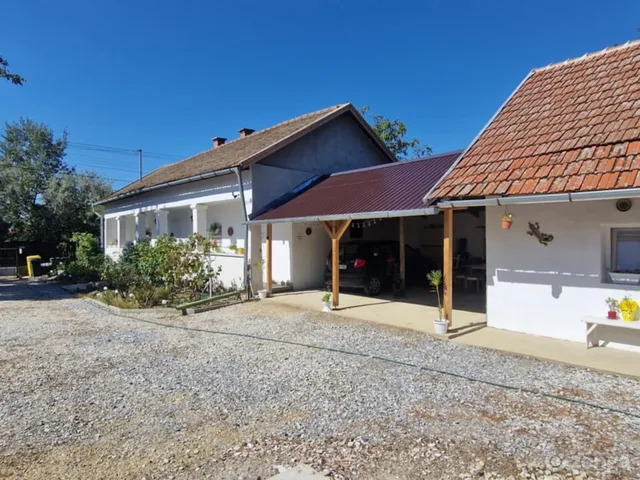 Eladó ház Abádszalók 58 nm