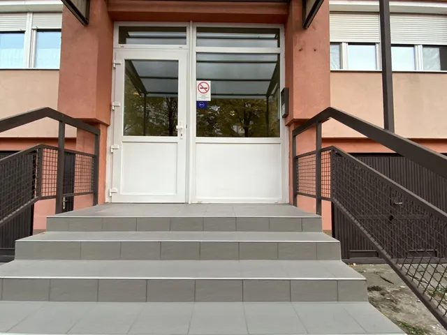 Eladó lakás Kiskunfélegyháza, Petőfi-lakótelep, Asztalos János utca 54 nm