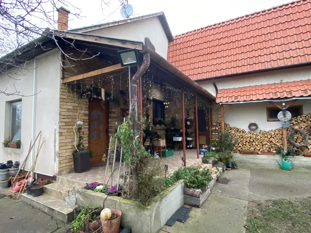 Eladó ház Kiskunfélegyháza 108 nm