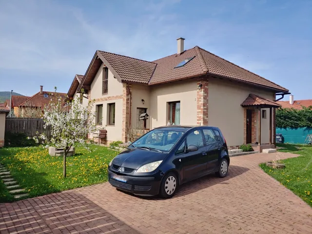 Eladó ház Pomáz 120 nm