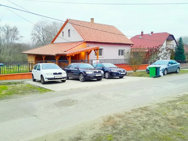 Eladó ház Váchartyán 160 nm