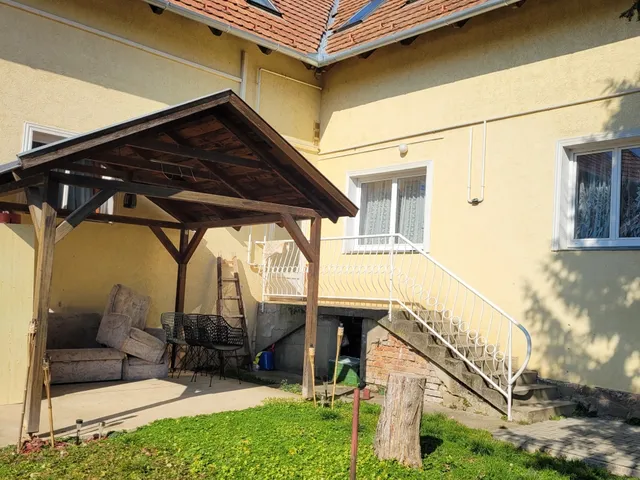 Eladó ház Kisnémedi 118 nm