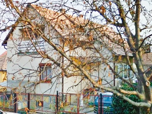 Eladó ház Pomáz 140 nm