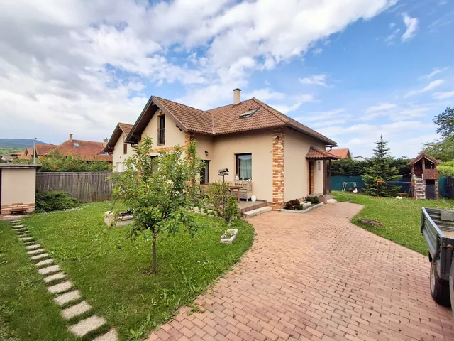 Eladó lakás Pomáz 120 nm