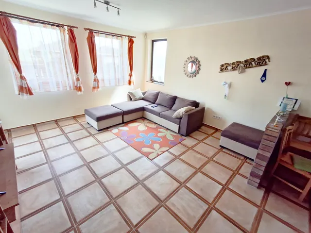 Eladó lakás Pomáz 120 nm