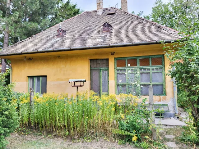 Eladó ház Budapest XVI. kerület 100 nm