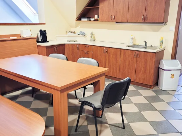 Eladó kereskedelmi és ipari ingatlan Kisnémedi 249 nm