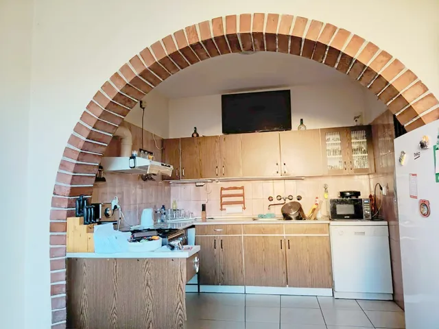 Eladó ház Gyula, Nuszbek utca 162 nm