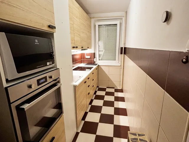 Eladó lakás Budapest III. kerület, Hollós Korvin Lajos utca 57 nm