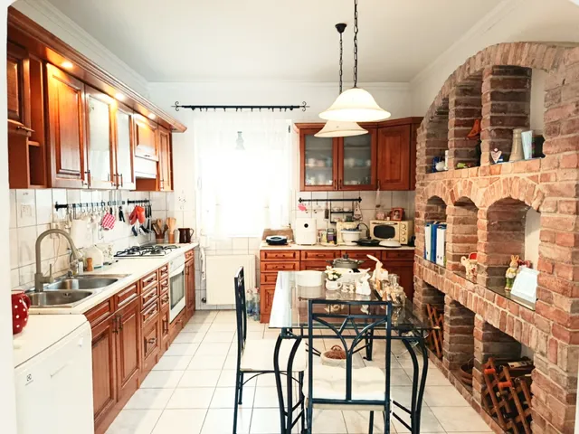 Eladó ház Hajdúnánás, Széchenyi körút 110 nm