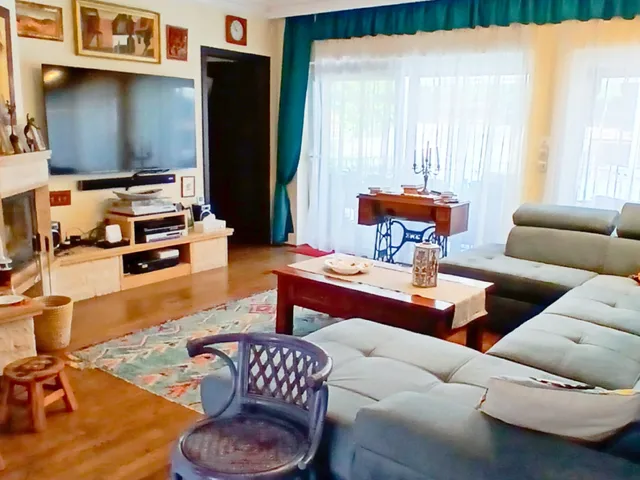 Eladó ház Pomáz, Csobogó utca 180 nm