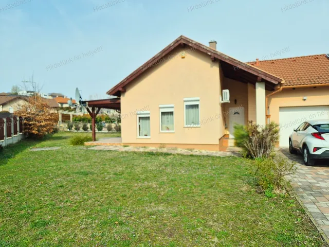 Eladó ház Tatabánya, Kertváros, Galagonya utca 84 nm