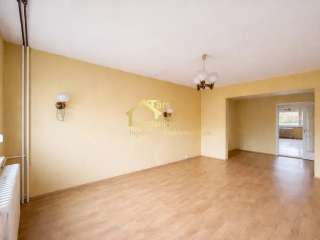 Eladó lakás Győr, Adyváros, Ifjúság körút 53 nm