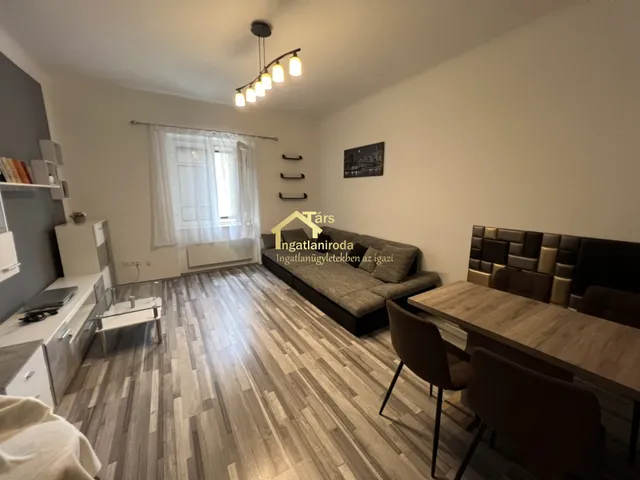 Eladó lakás Győr, Gyárváros 48 nm