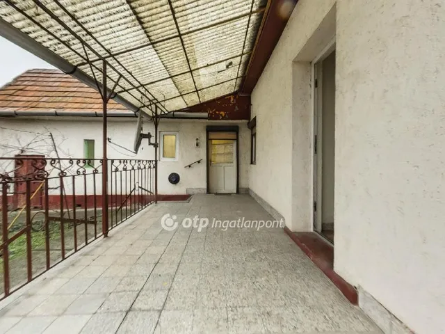 Eladó ház Füzesabony 65 nm
