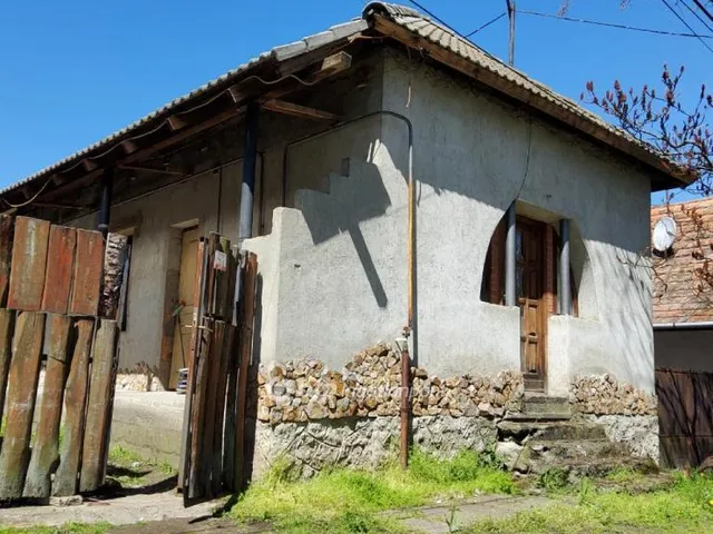 Eladó ház Lőrinci 104 nm