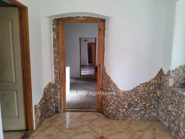 Eladó ház Lőrinci 104 nm