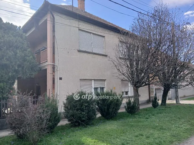 Eladó ház Hatvan 155 nm