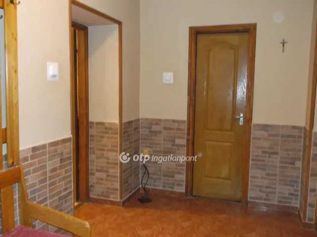 Eladó ház Gyöngyös 206 nm