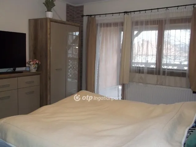 Eladó ház Gyöngyös 206 nm