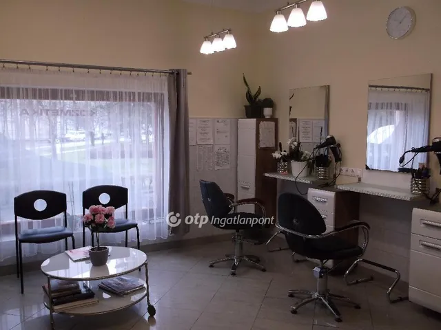 Eladó ház Gyöngyös 206 nm