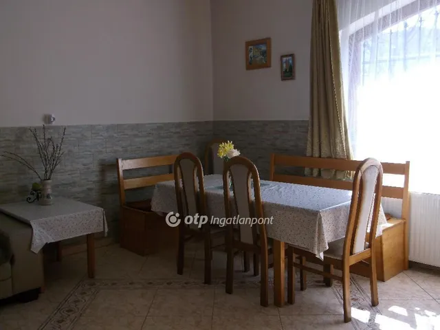 Eladó ház Gyöngyös 206 nm