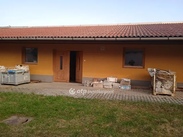 Eladó ház Gyöngyös 482 nm