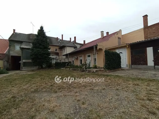 Eladó lakás Gyöngyös 50 nm