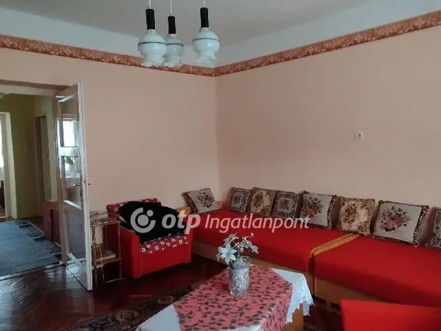 Eladó ház Kisnána 96 nm