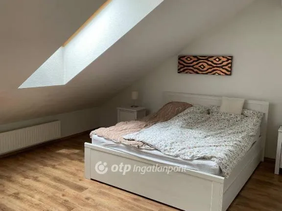Eladó lakás Gyöngyös 99 nm