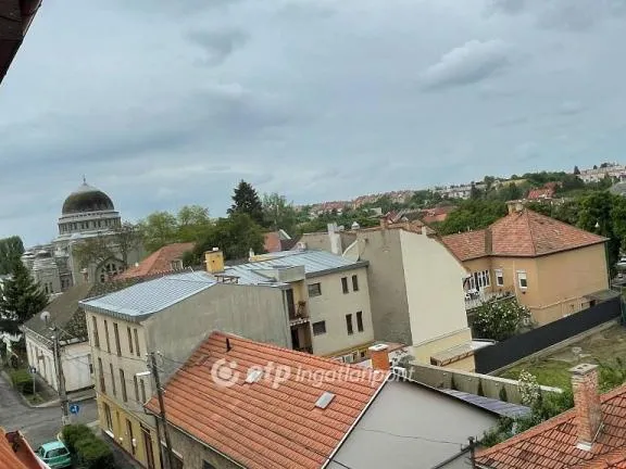 Eladó lakás Gyöngyös 99 nm