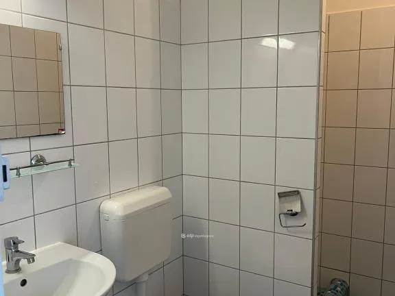 Kiadó kereskedelmi és ipari ingatlan Eger 22 nm