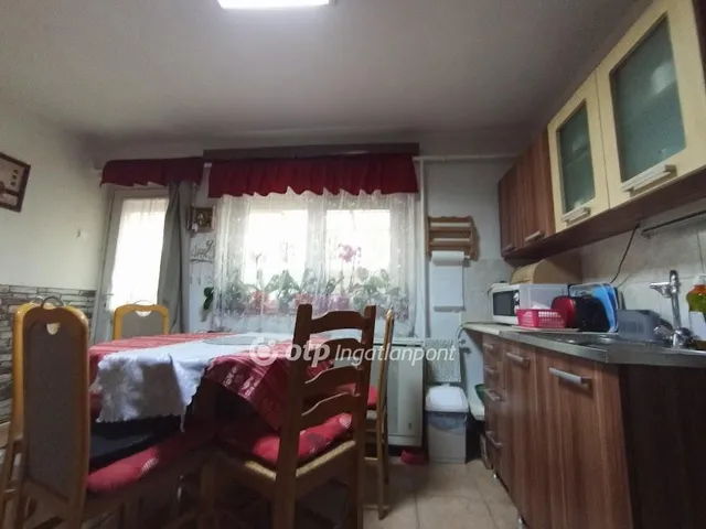 Eladó ház Gyöngyös 63 nm