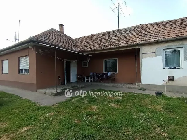 Eladó ház Ecséd 109 nm