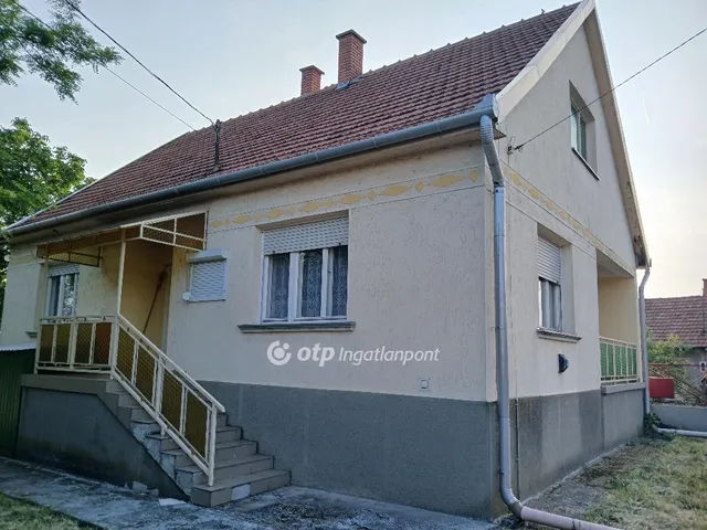 Eladó ház Adács 87 nm