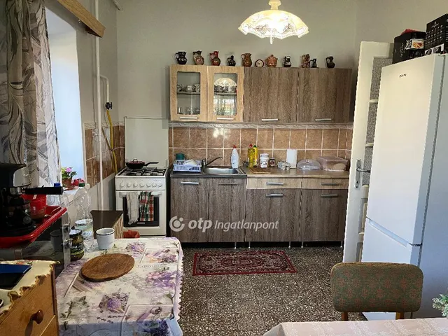 Eladó ház Besenyőtelek 70 nm