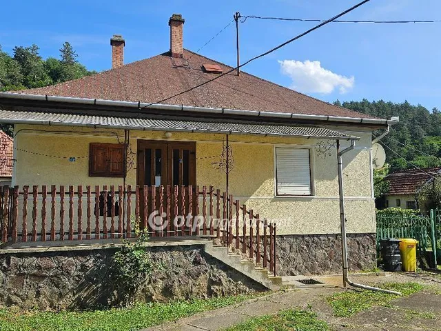 Eladó ház Sirok 65 nm