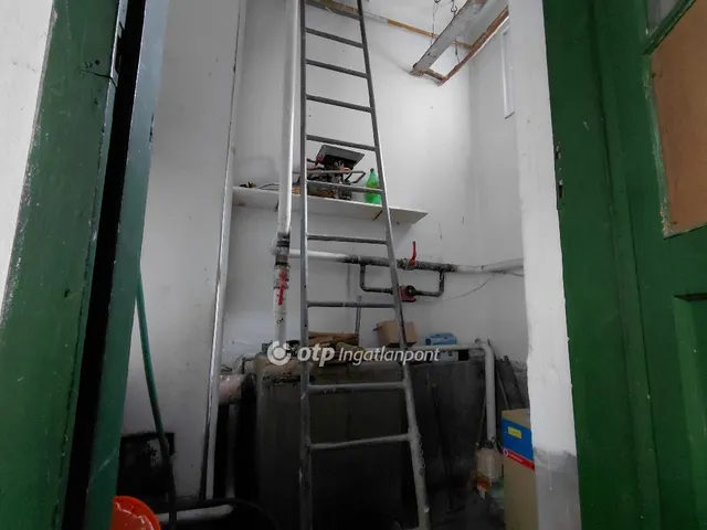 Eladó ház Csány 70 nm