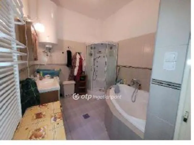 Eladó ház Visonta 1195 nm