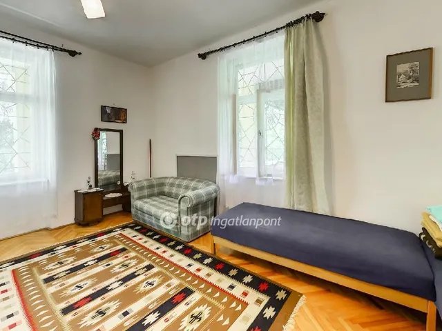 Eladó ház Visonta 1195 nm